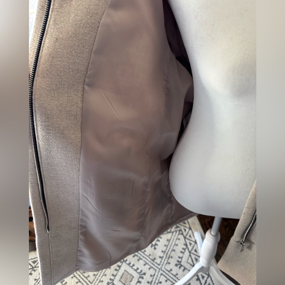 MANGO mixed blend coat.Size Medium.
Color light beige. - Picture 7 of 16